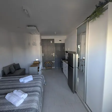 Pixel Palace * Rhodes City